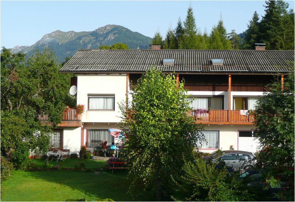 Pension Fritz Feistritz an der Gail Exterior foto